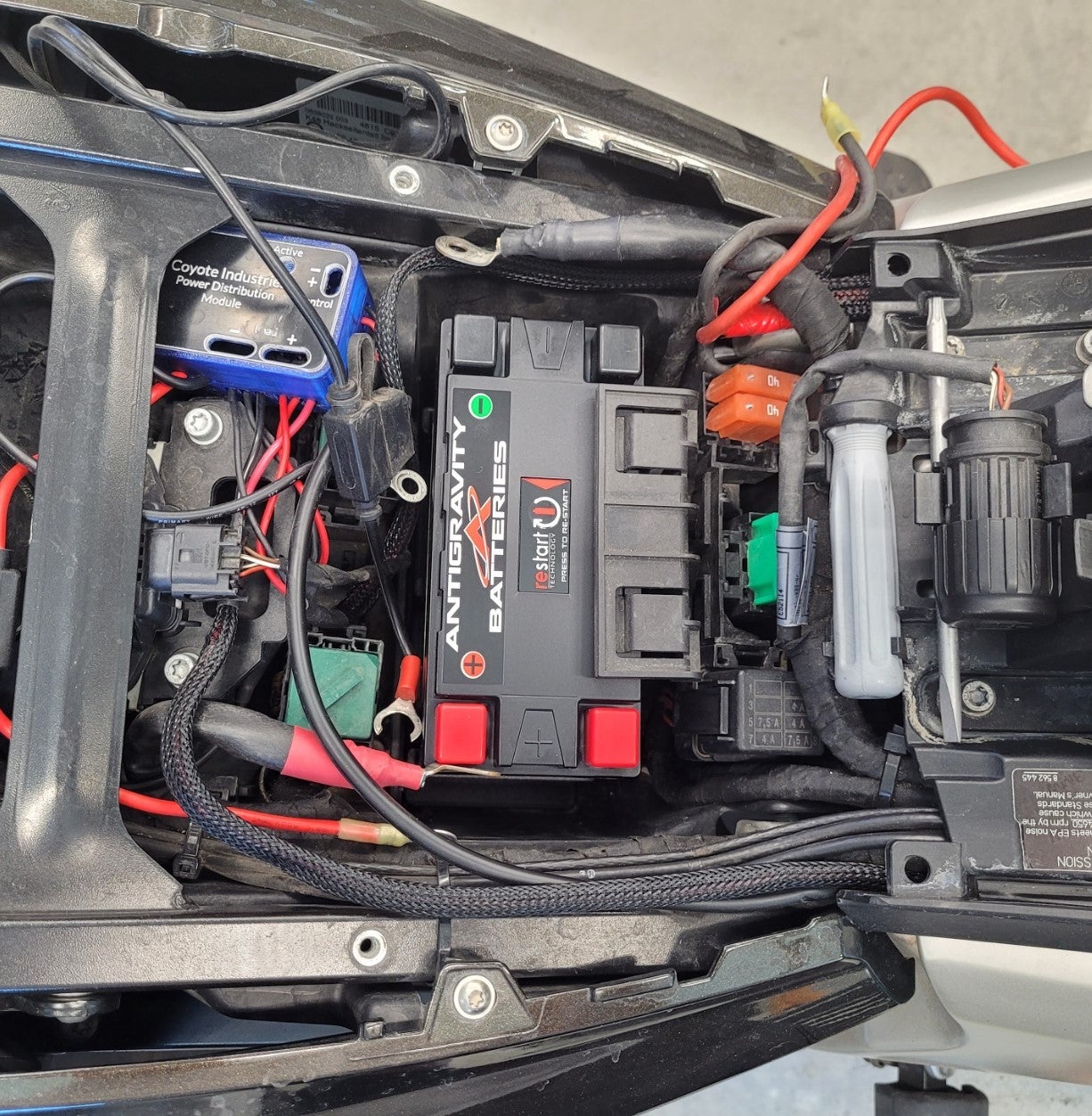 LBRiser - Lithium Battery Box Riser | Coyote Industries